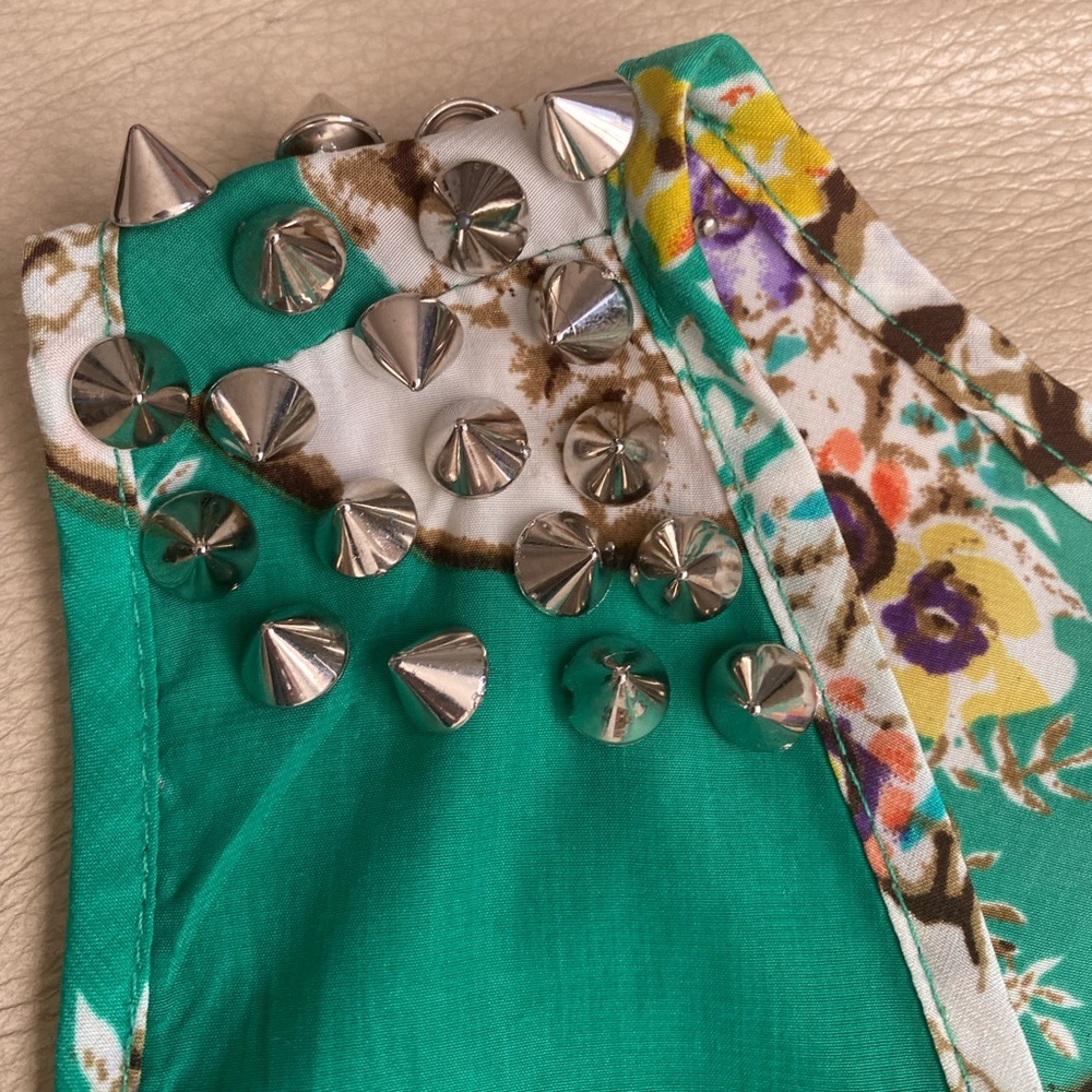 Reverse blouse